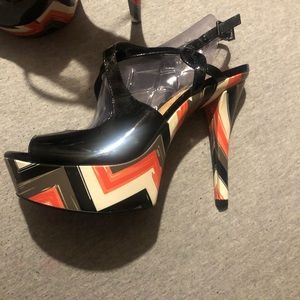 Gianni Bini brand new heels